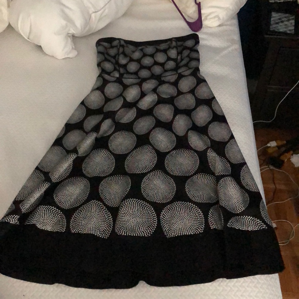 Strapless black and white dress